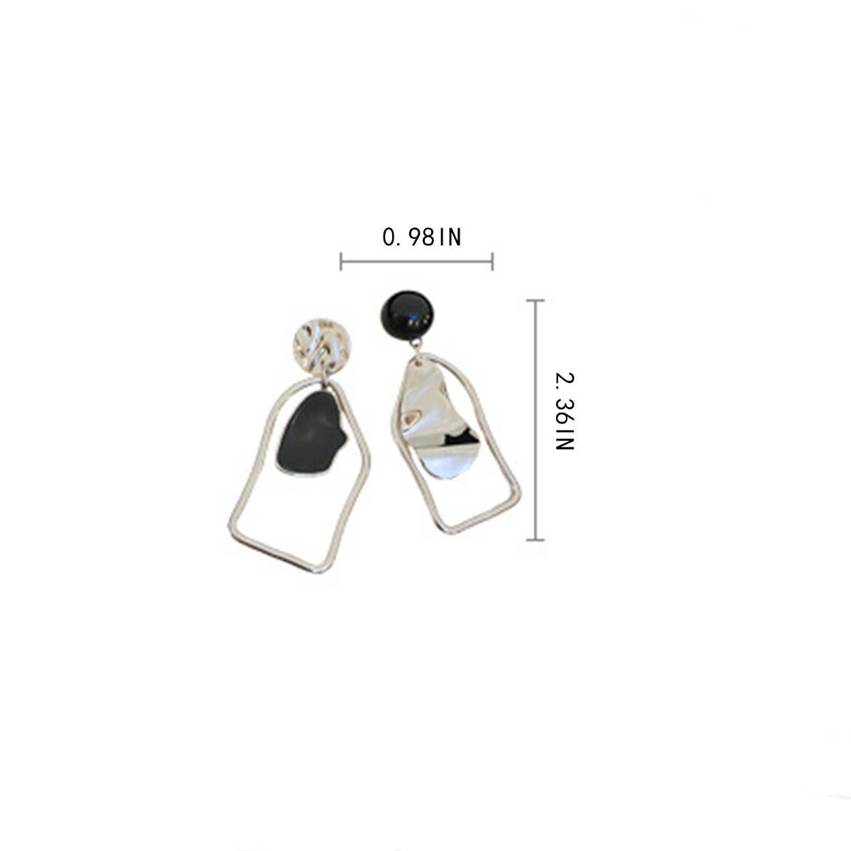 FOLDED GEOMETRIC ASYMMETRIC EARRINGS