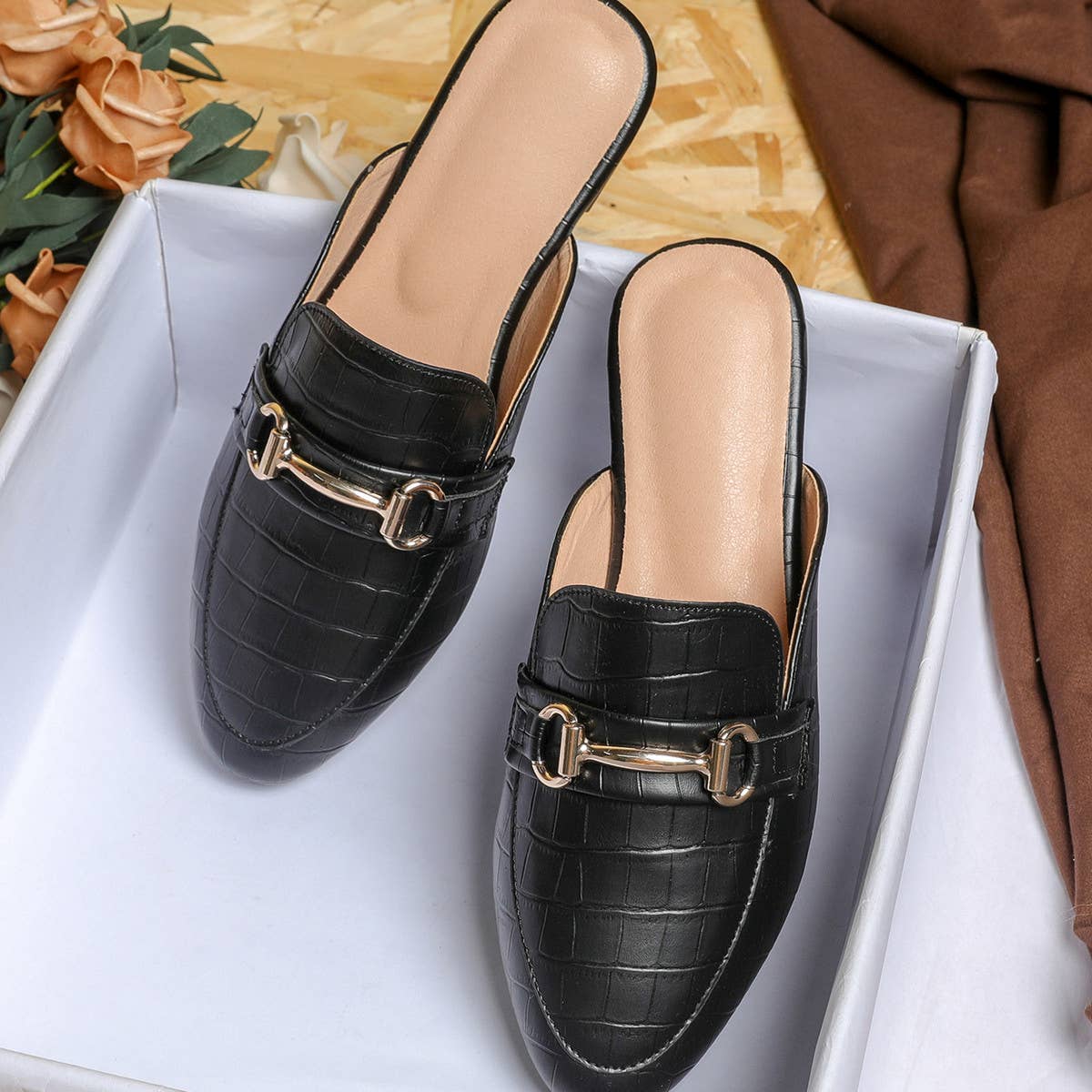 WOMEN LARGE SIZE CROCODILE LEATHER FLAT MULES