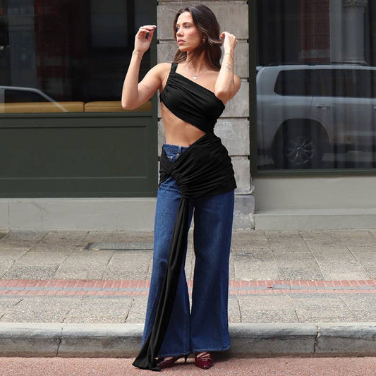 One-shoulder ribbon dress covers the buttocks