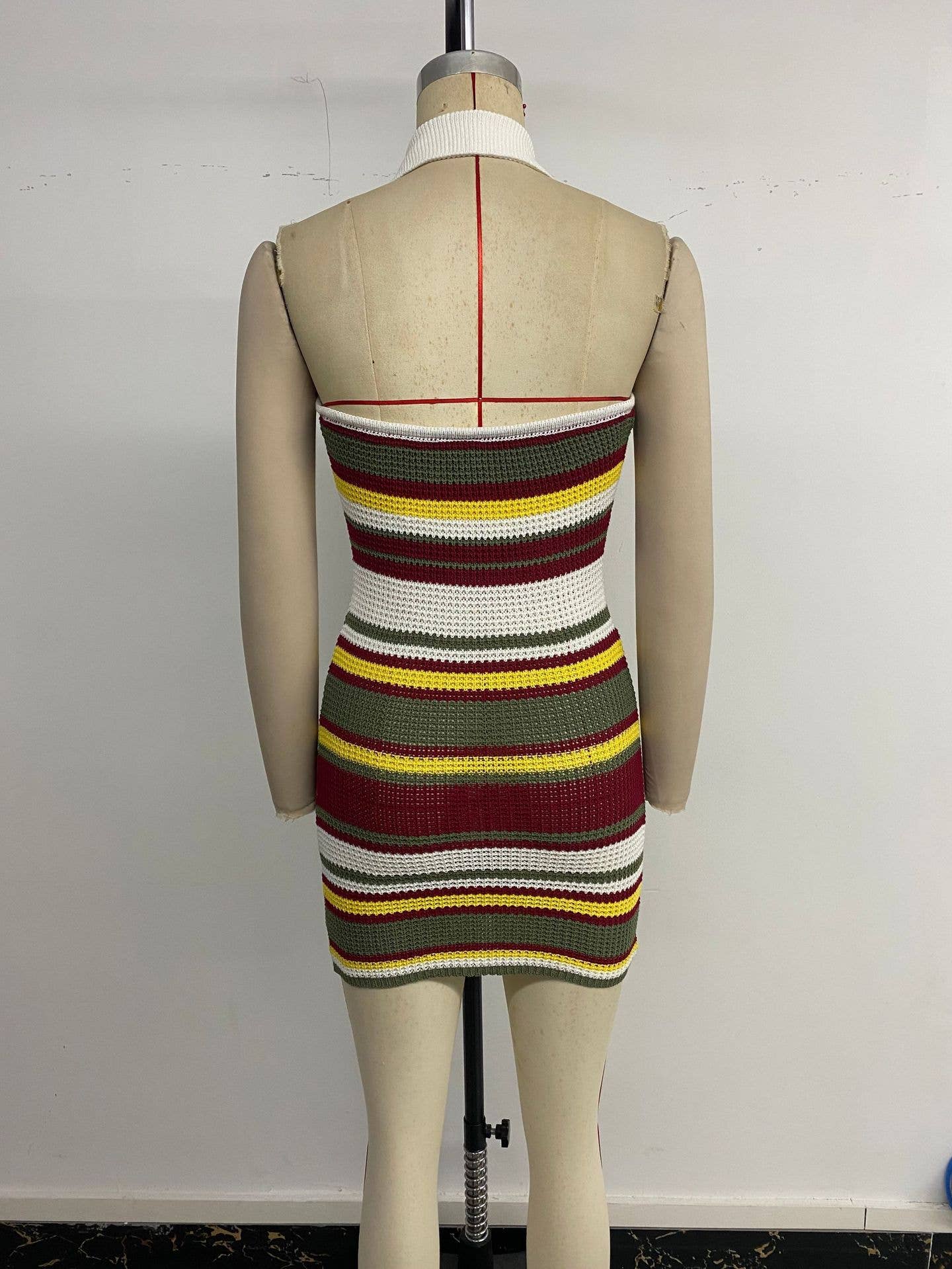 Retro striped halter-neck,fitted knitted dress