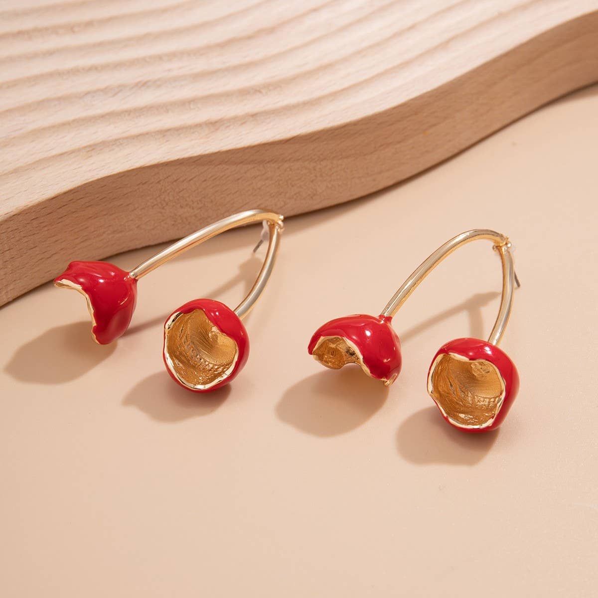 SWEET DOPAMINE ALLOY CHERRY FLOWER EARRINGS