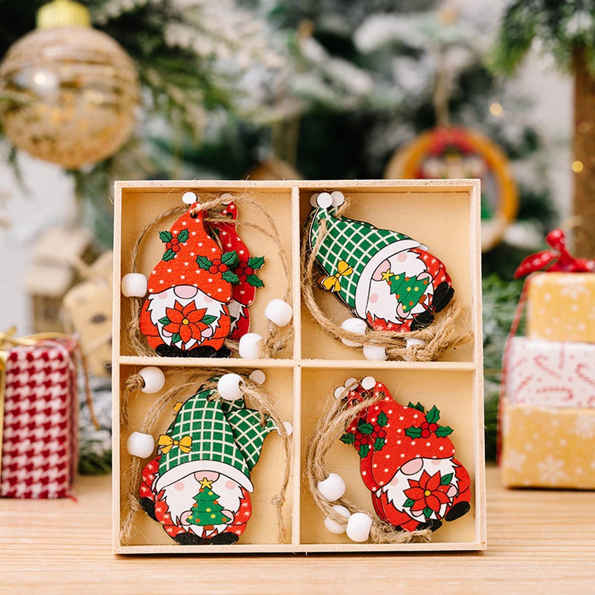 CWMM10288_CHRISTMAS WOODEN FACELESS GNOME ORNAMENTS SET