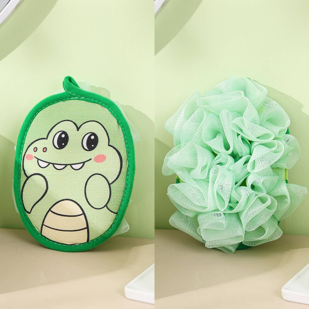 BATH POUF 2 IN 1 SOFT AND NON-FRAGILE BATH BALL_CWMM3329