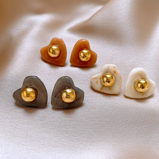 LOVE ROUND BEADS ELEGANT AND FASHIONABLE EARRINGS