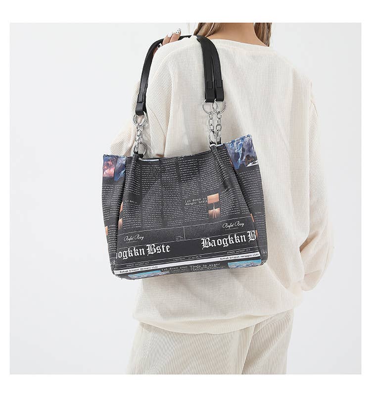 Newspaper printed large-capacity bucket bag