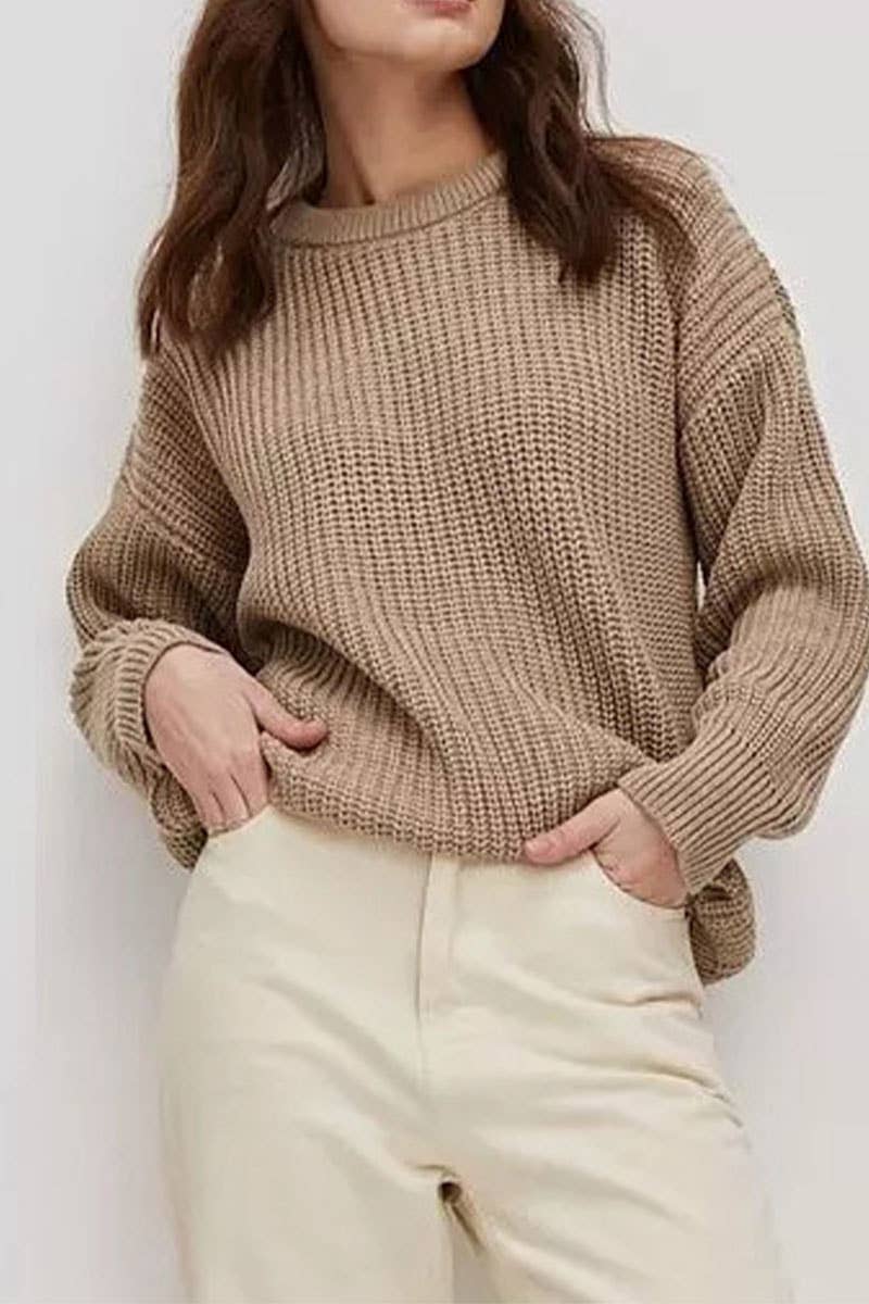 Large-size long-sleeved sweater with thick needles