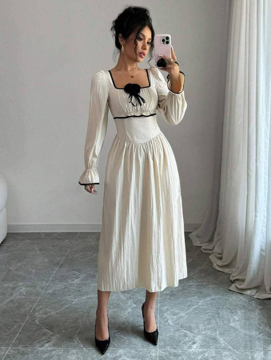 SQUARE COLLAR FLARED SLEEVE FLORAL CONTRAST DRESS