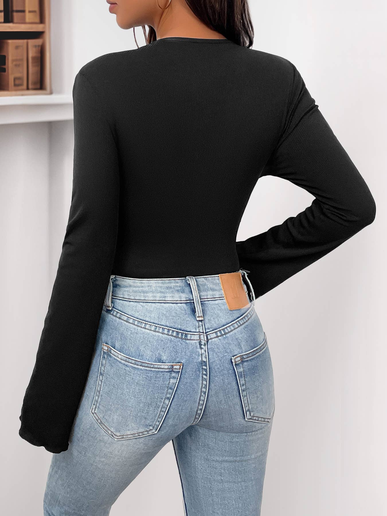 Three-dimensional floral long-sleeved jumpsuit