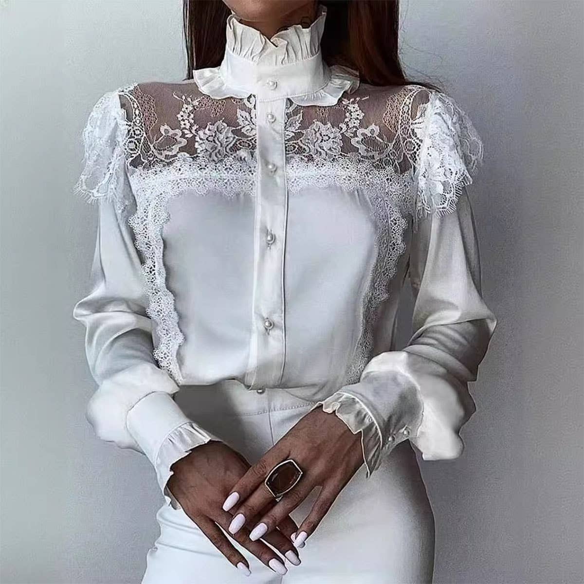 WHITE TURTLENECK LACE SHIRT WITH WOODEN EAR TRIM