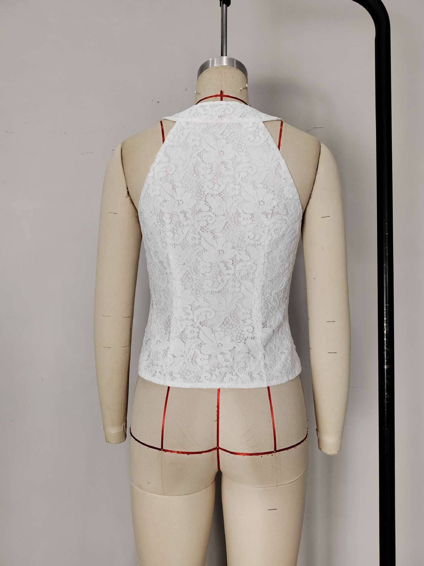 V-neck single breasted white lace edge vest