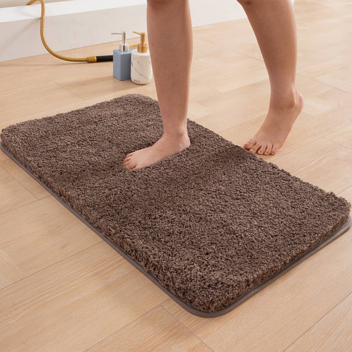 WATER-ABSORBENT NON-SLIP THICK BATHROOM MAT