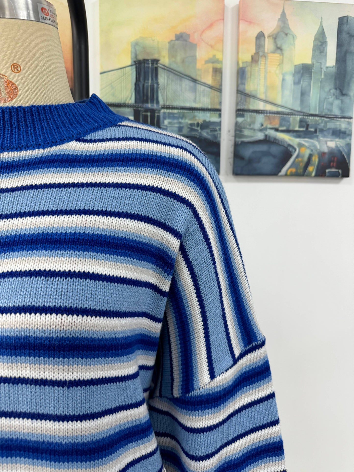 STRIPED KNIT CREWNECK PULLOVER SWEATER