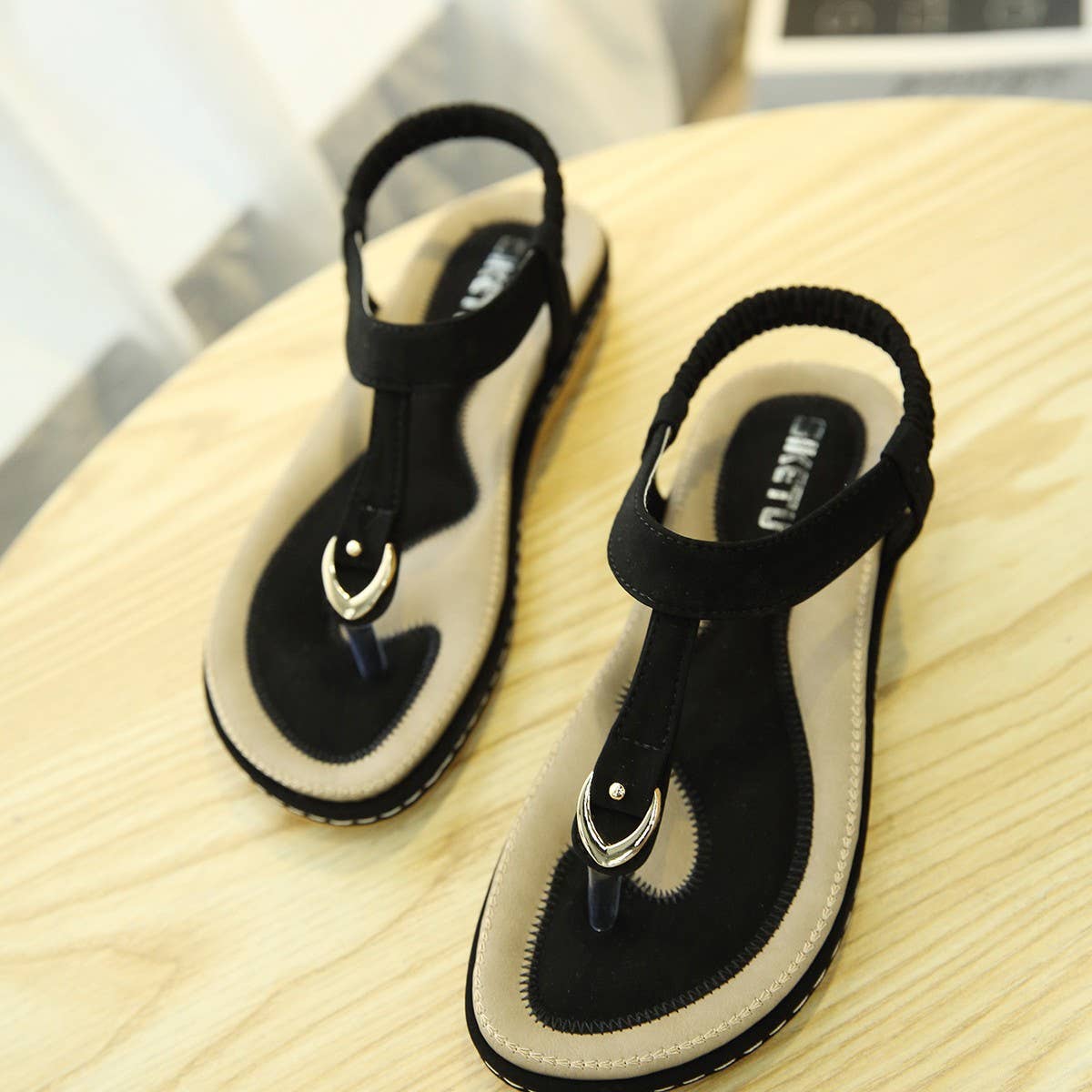 DURABLE AND NON SLIP FLAT SOLE SANDALS