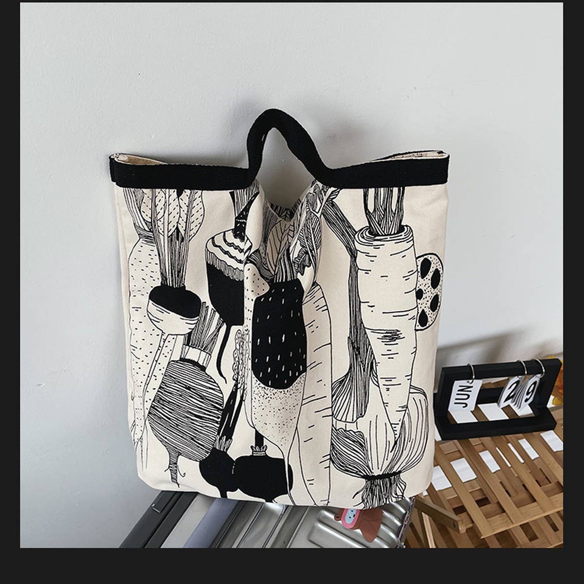 LETTER EMBROIDERED LARGE CAPACITY CANVAS TOTE BAG_CWAB1682