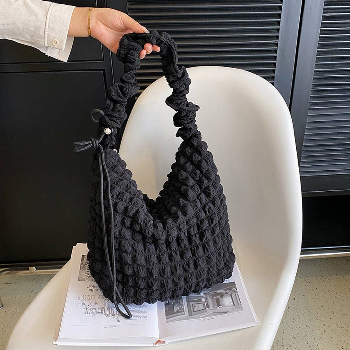 Women¡¯s Puffy Cloud Bag Large Capacity Crossbody_WMBG5125-01