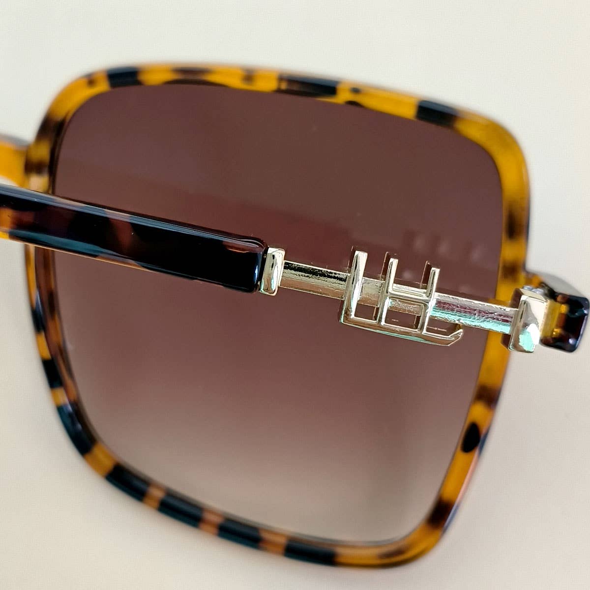 LARGE SQUARE FRAME MULTI-COLOR COLORFUL SUNGLASSES_CWASG0424