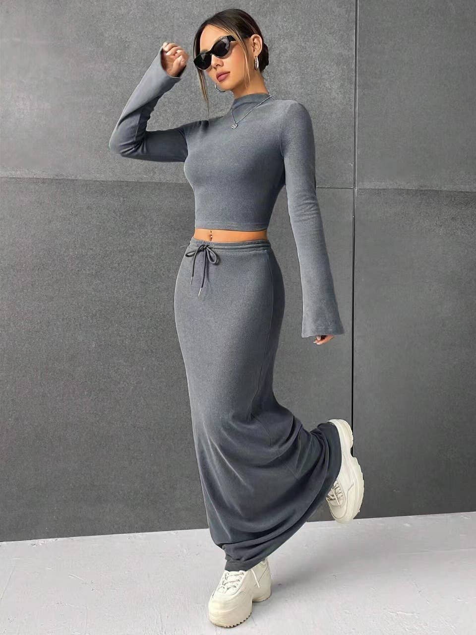 SOLID COLOR LONG SLEEVE TOP LONG SKIRT SET