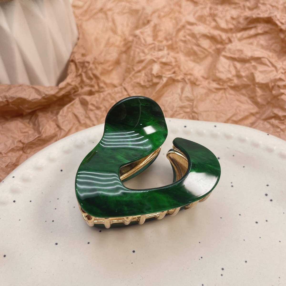 Irregular Acetate Metal Hair Claw - Chic Mid Clip_CWAHA0562