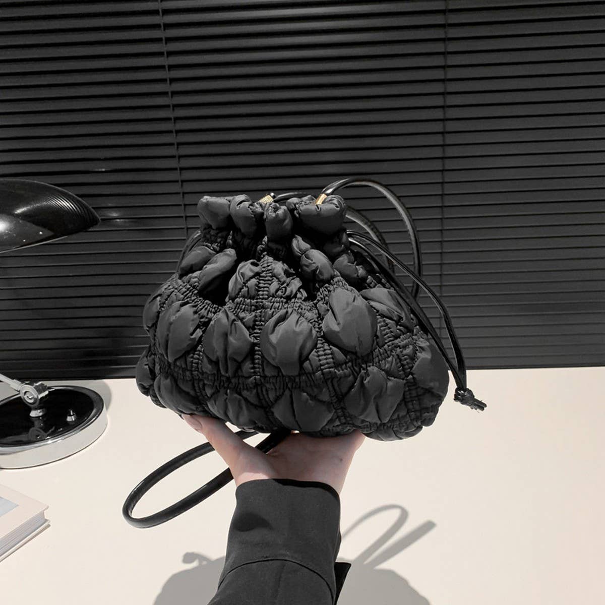 Quilted Cloud Bucket Bag Nylon Drawstring Handbag_CUAB00485