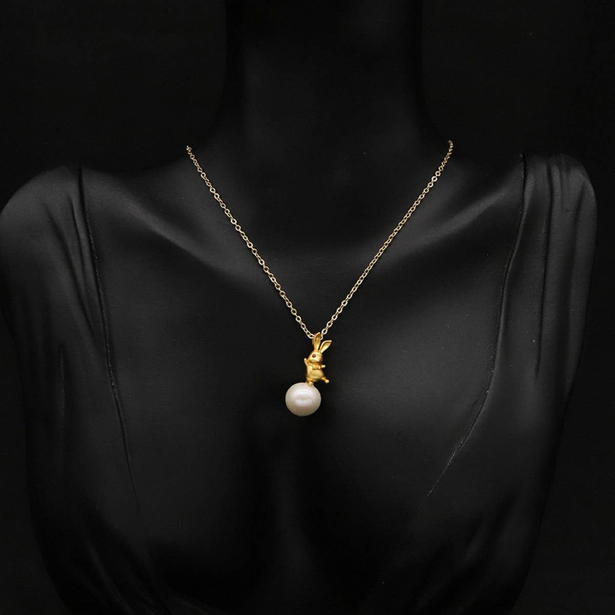 LUXURY NATURAL FRESHWATER PEARL NECKLACE