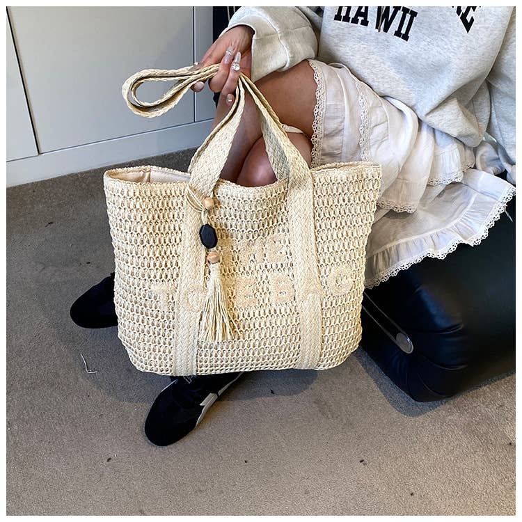 Fashionable tassel personalized casual woven bag