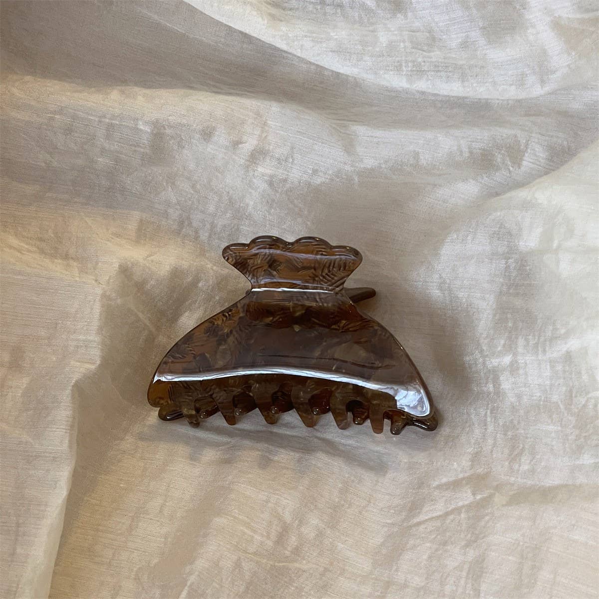 FRENCH THICKENED NICHE HALF-TIED HAIR CLIP