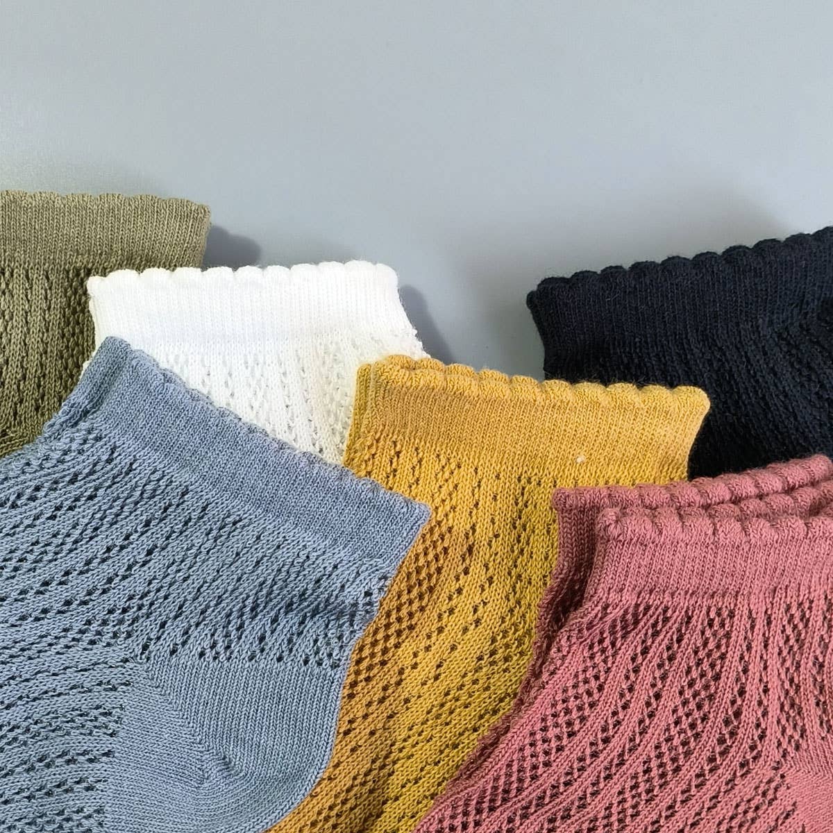 Solid Color Mesh Breathable Womens Ankle Socks_CWMS053