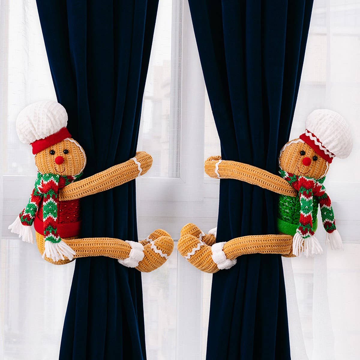 CWMM10341_GINGERBREAD CURTAIN TIEBACK CHRISTMAS DECORATION