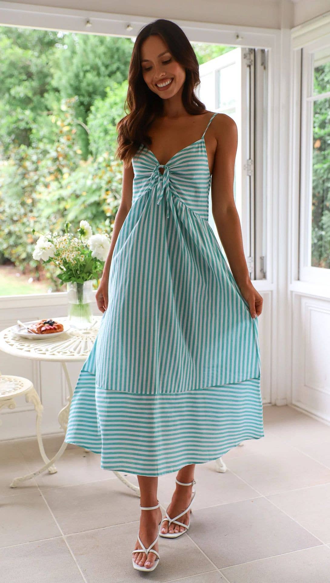 Stylish loose V-neck striped halter swing dress