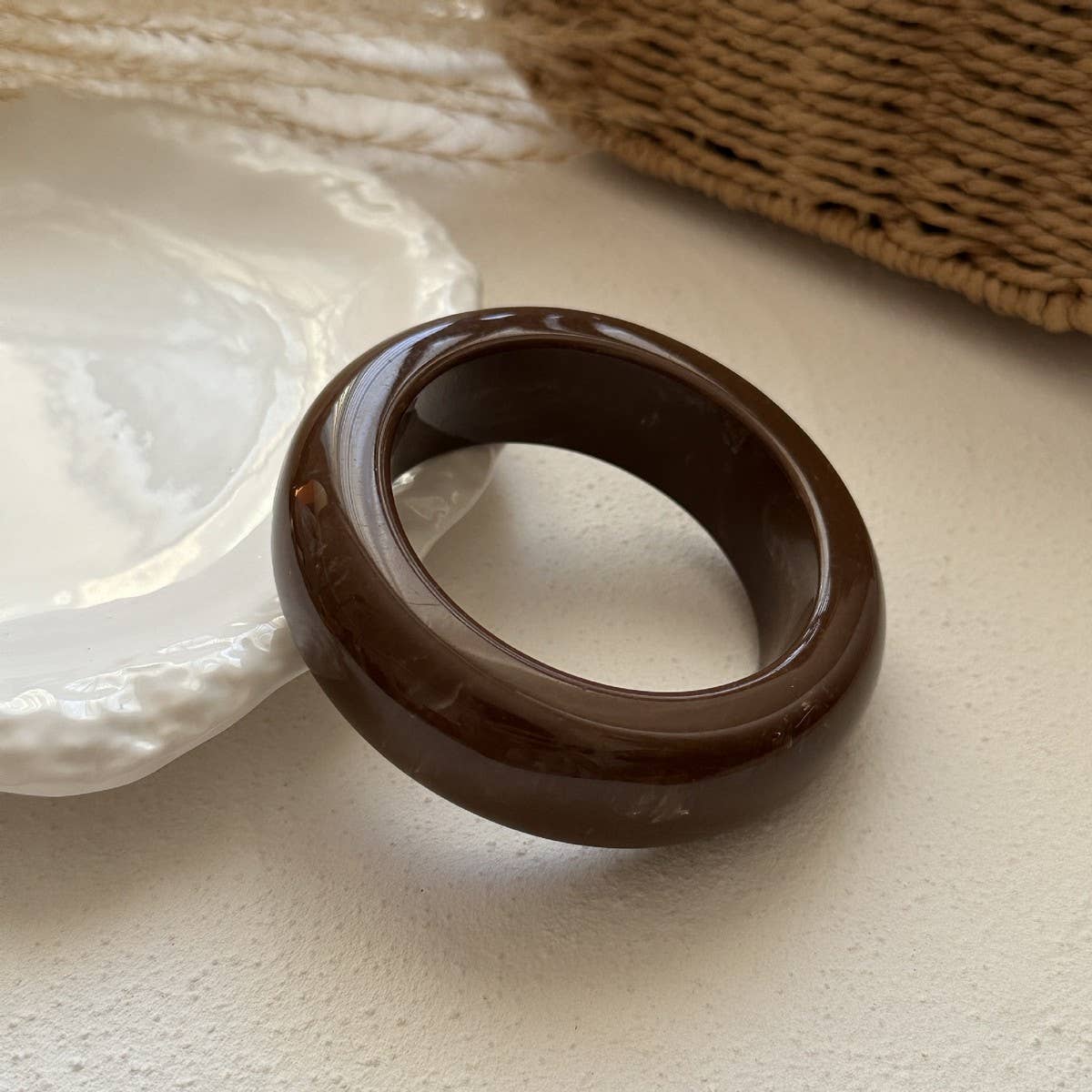 NEW LIGHT LUXURY FASHION IRREGULAR BRACELET