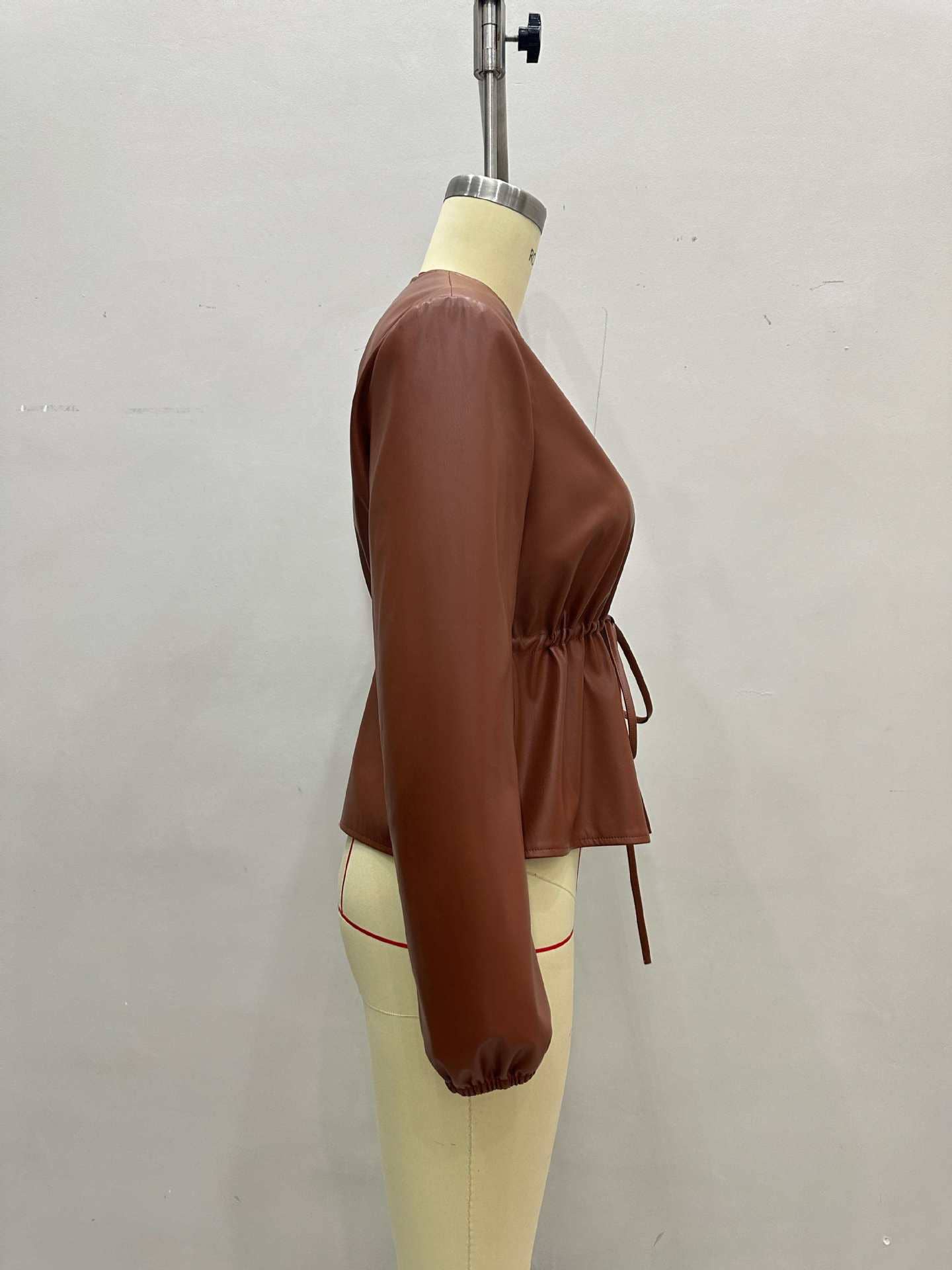 Round-neck drawstring waist leather jacket