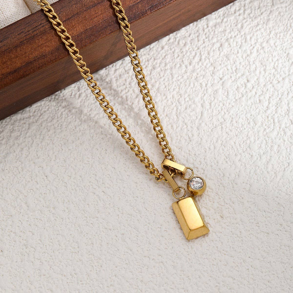 FASHIONABLE ZIRCON MULTI-LAYERED NECKLACE