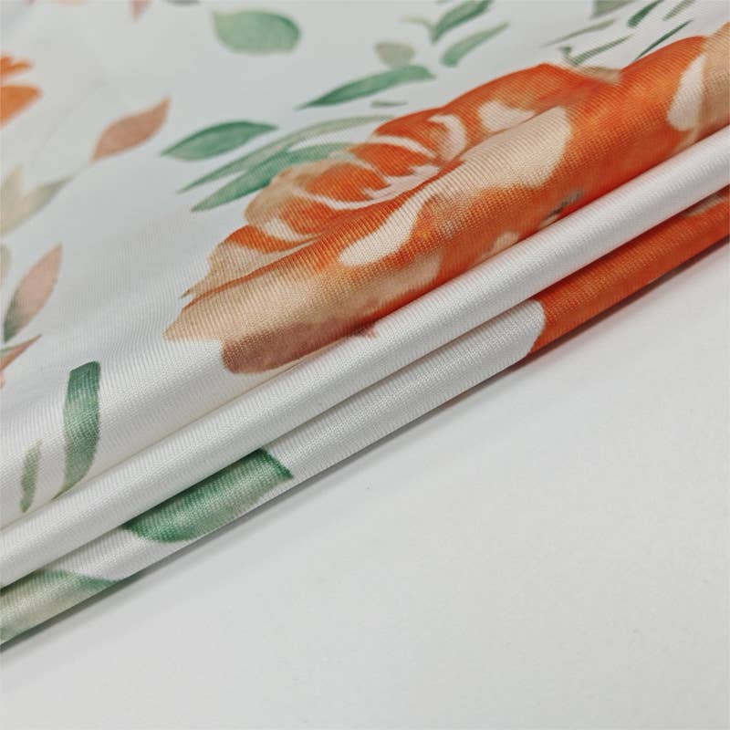 Printed halter dress that covers the buttocks