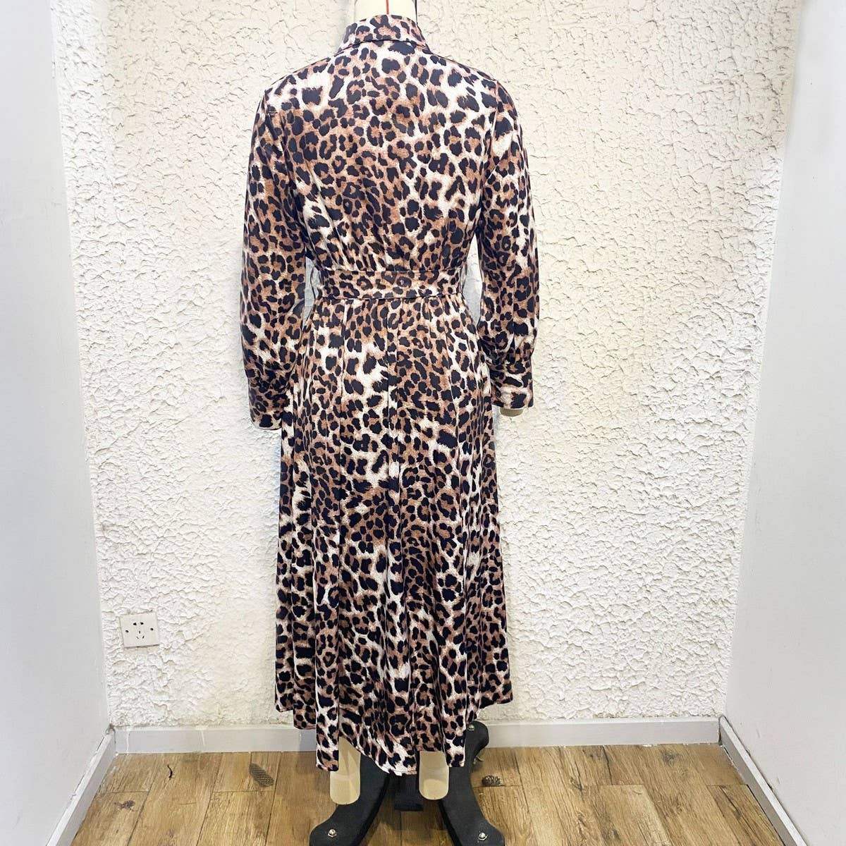 Leopard print belted shirt dress with lapel