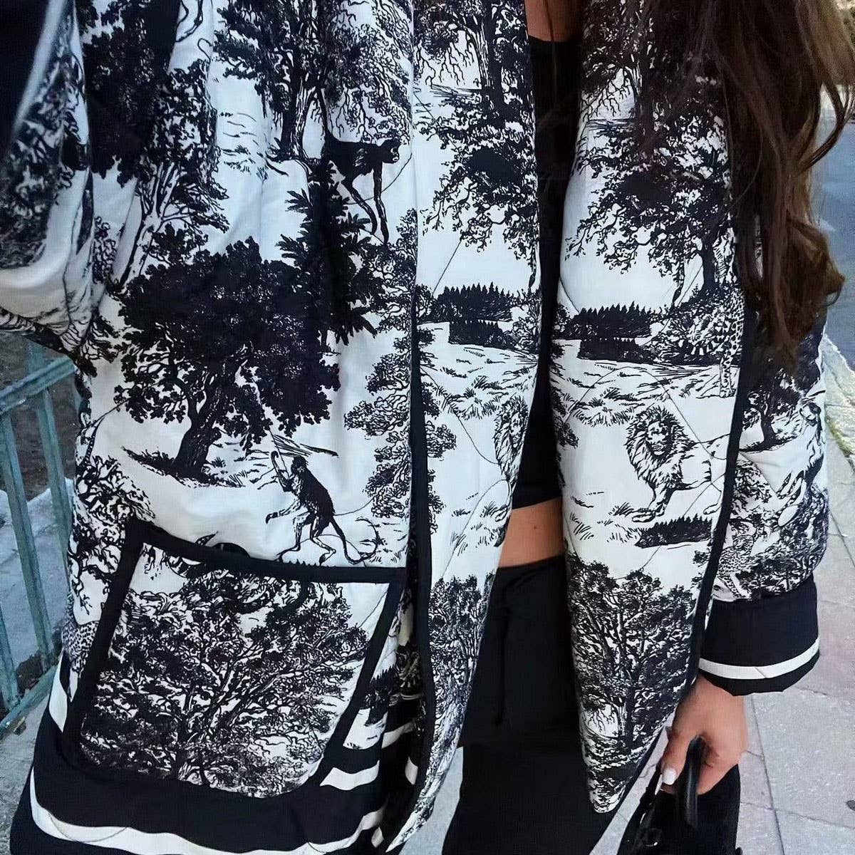 QUILTED JACKET WITH  FLORAL PRINT LAPEL_CWOJA1565