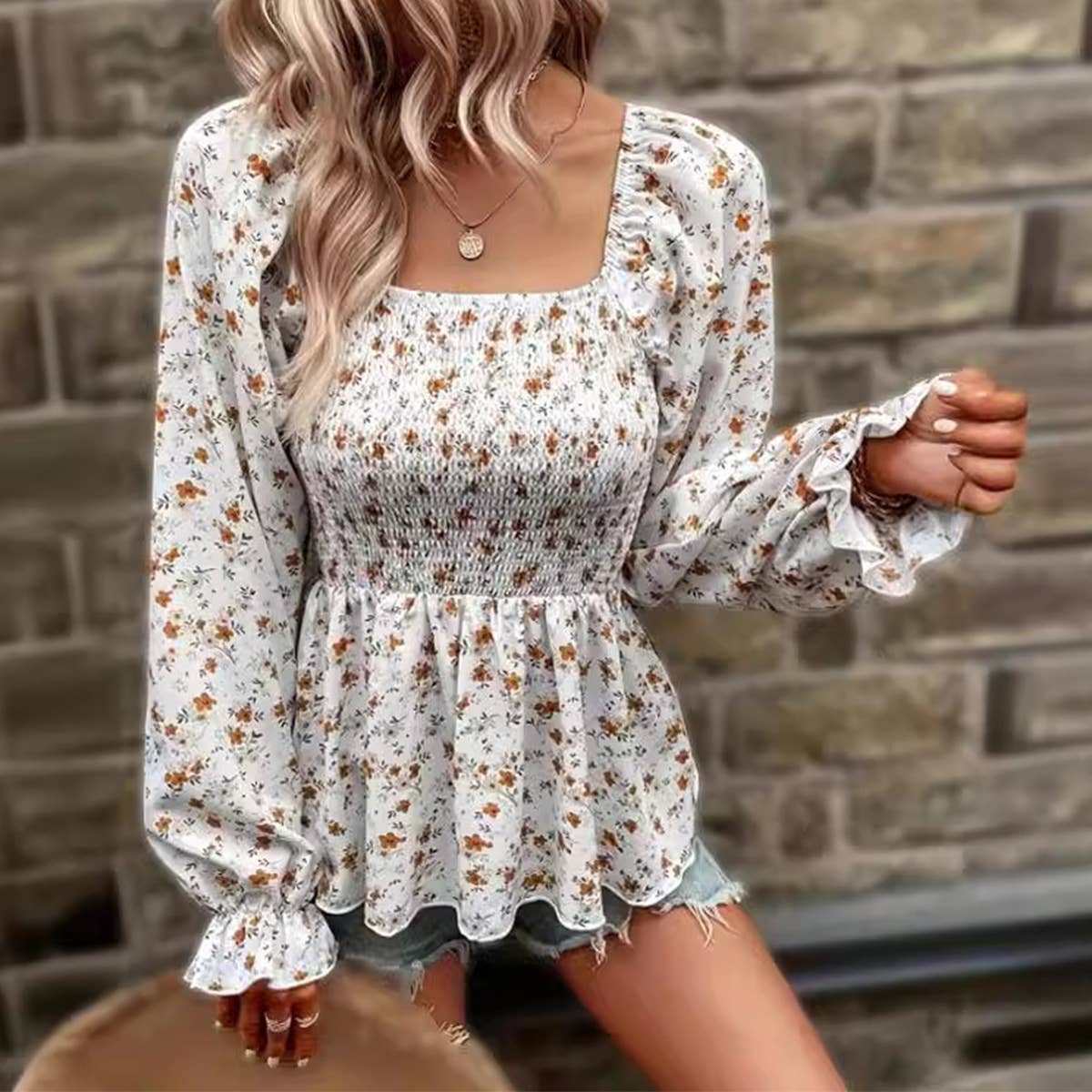 WOMEN'S SMALL FLORAL SQUARE COLLAR FALLOW TOP_CWTBLL0760