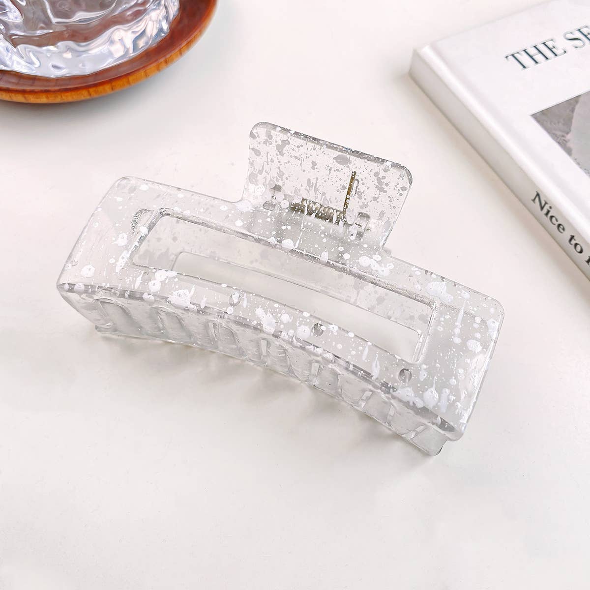 Hollowed-out retro ink dot clipper hair clips