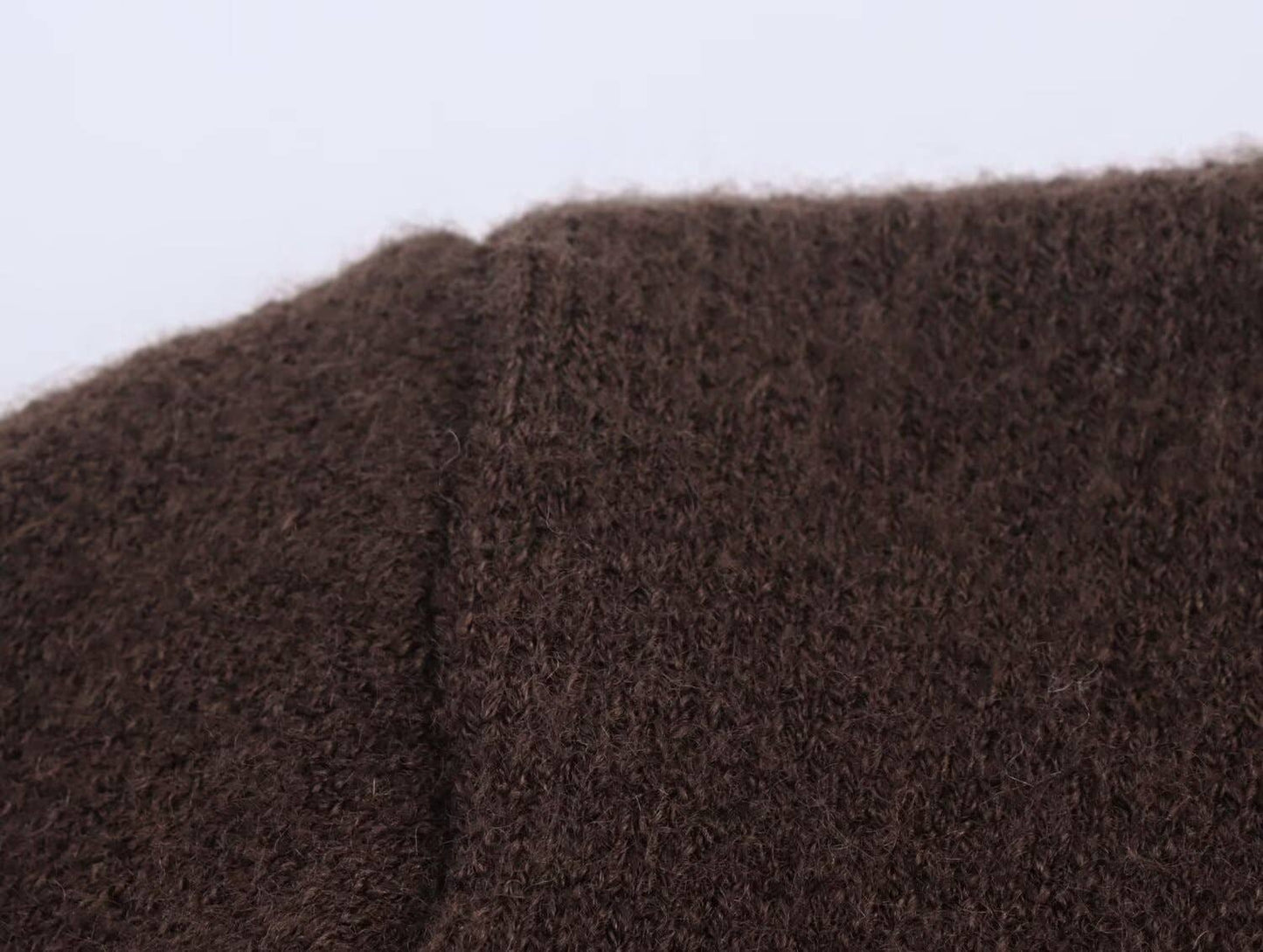 Round-neck tassel one-button knitted cardigan