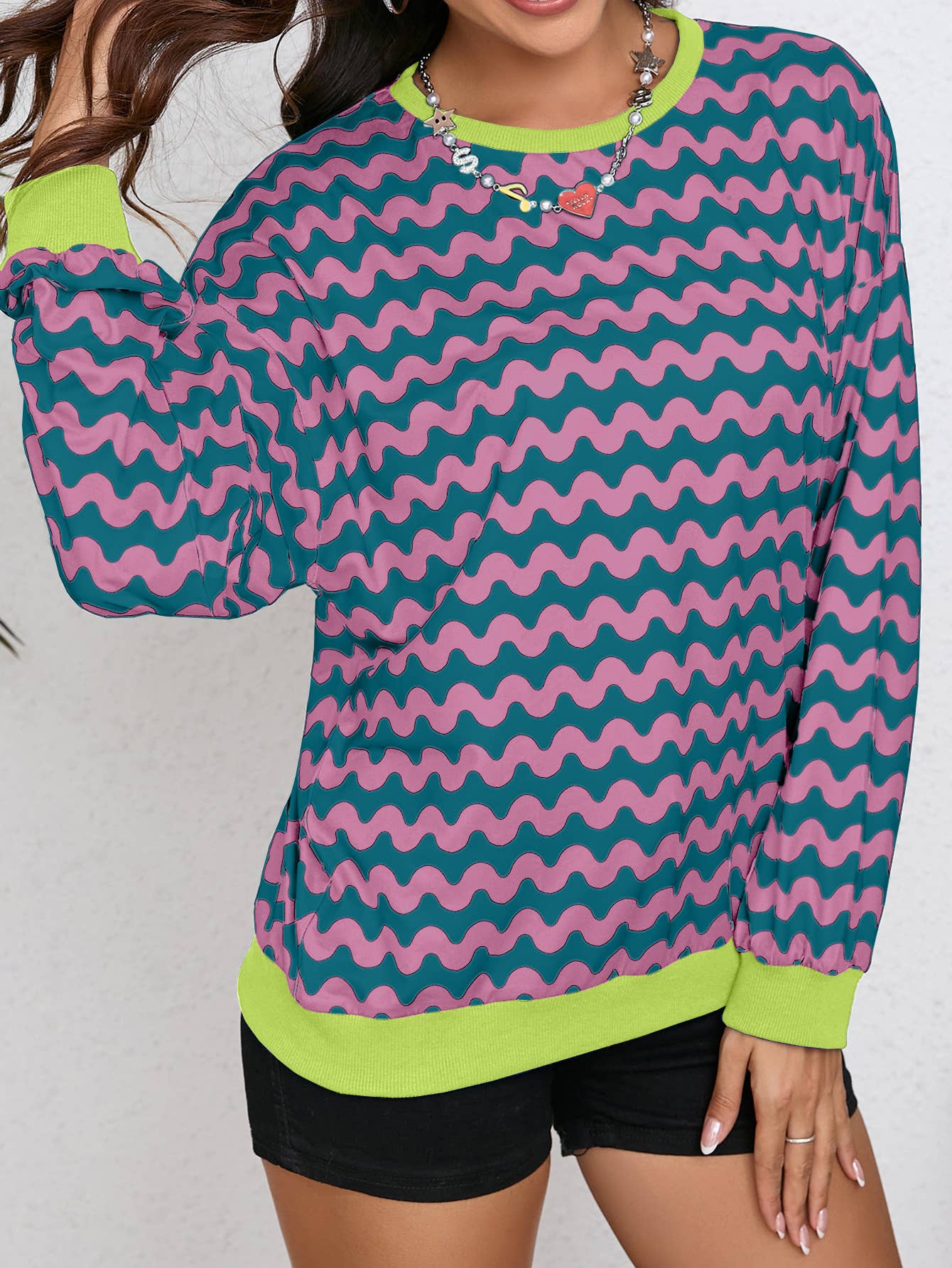 Wavy color-blocked long-sleeved sweatshirt