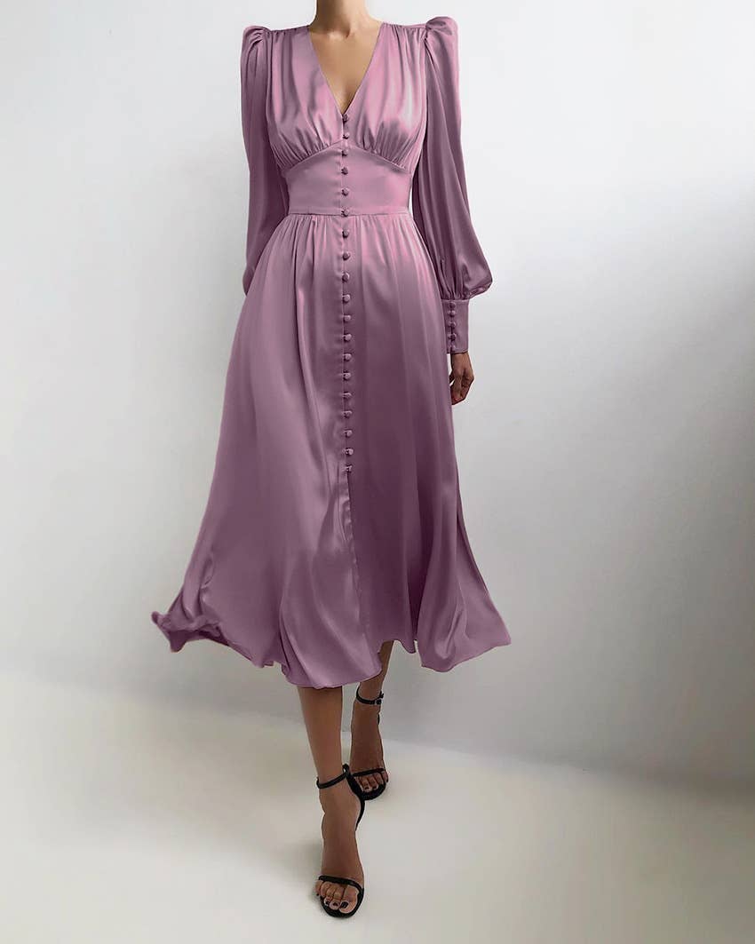 CWDMD4167_VINTAGE SATIN COURT DRESS WITH WAIST AND V-NECK