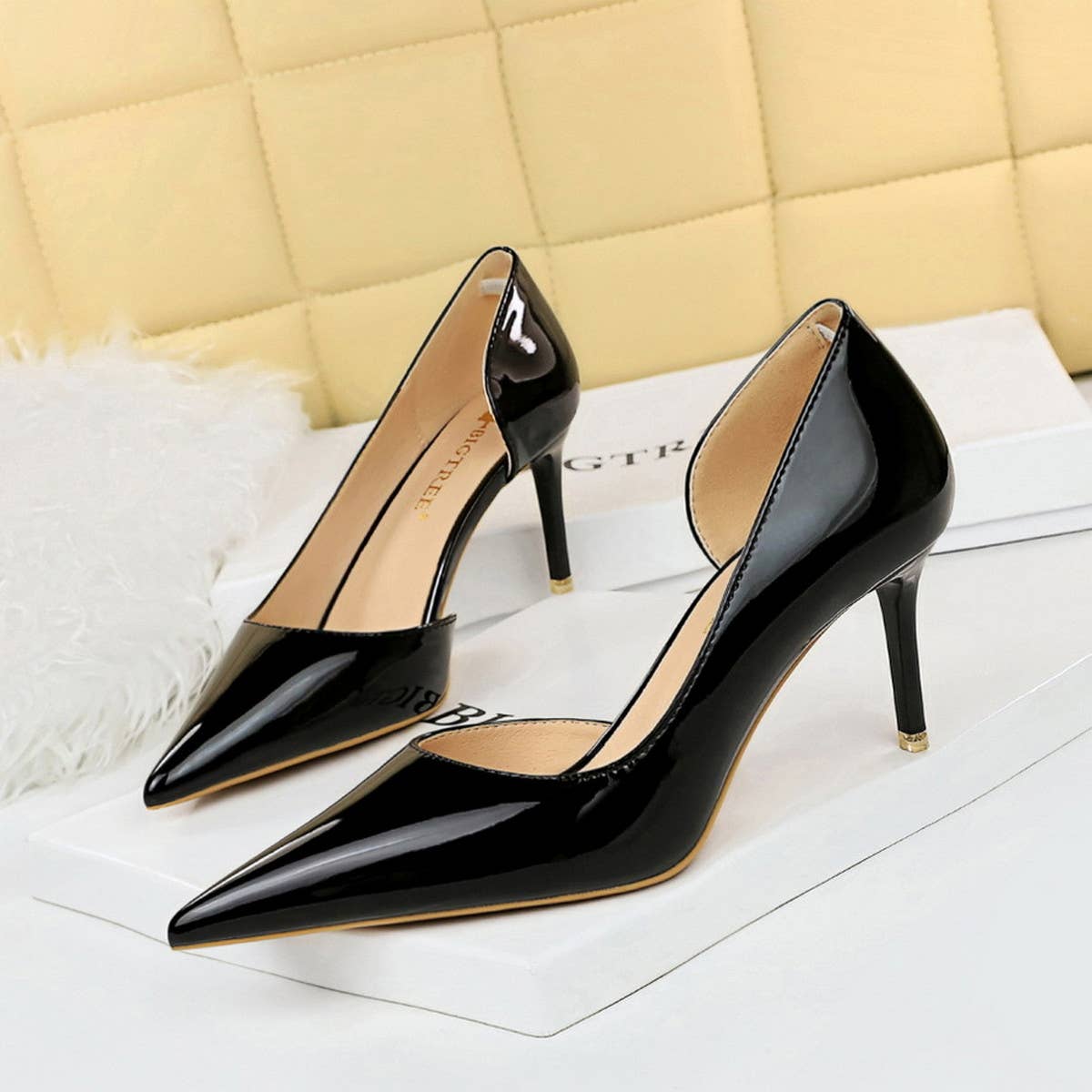 GLOSSY SHALLOW POINTED TOE SEXY HIGH HEELS