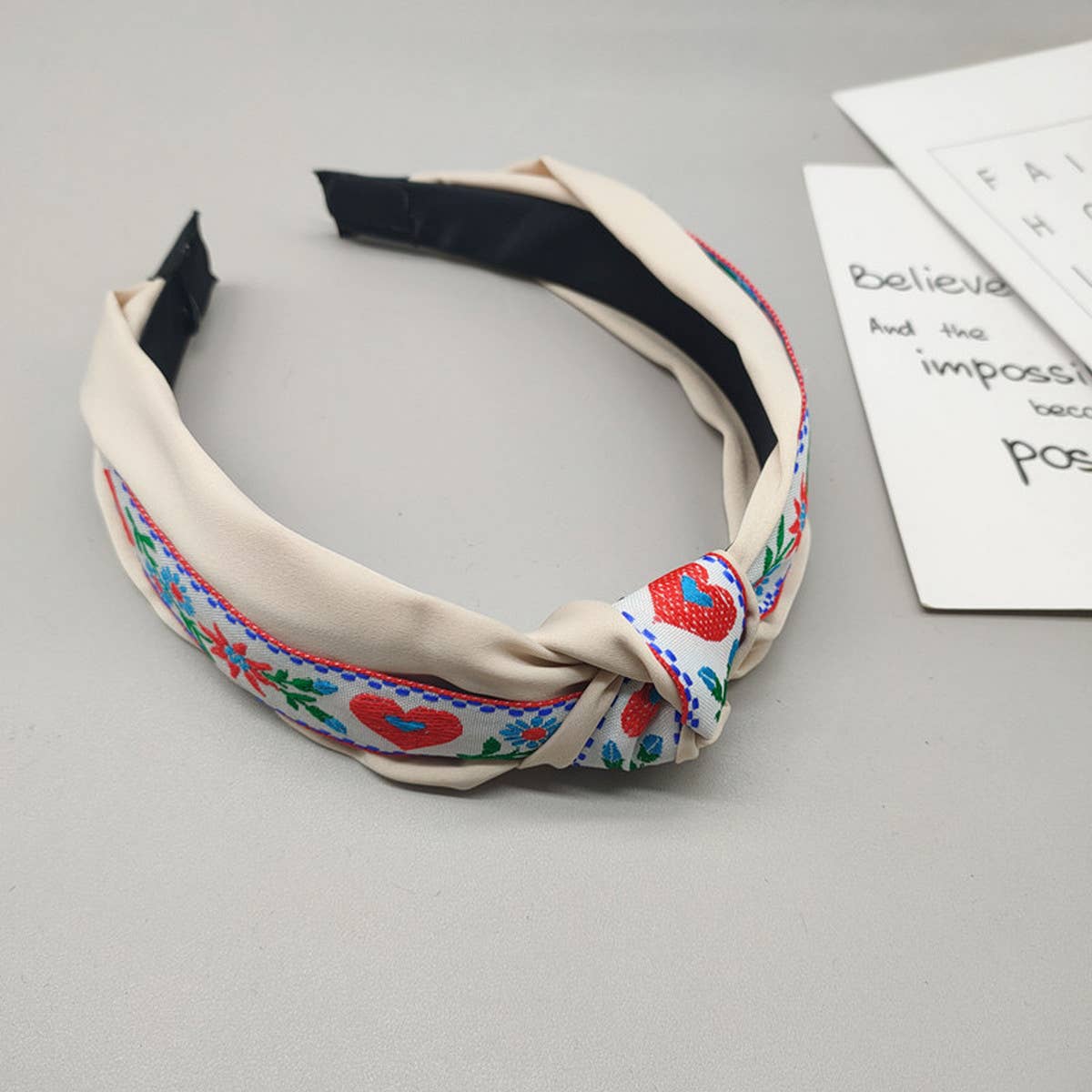 WIDE EMBROIDERED DOUBLE KNOT HEADBAND