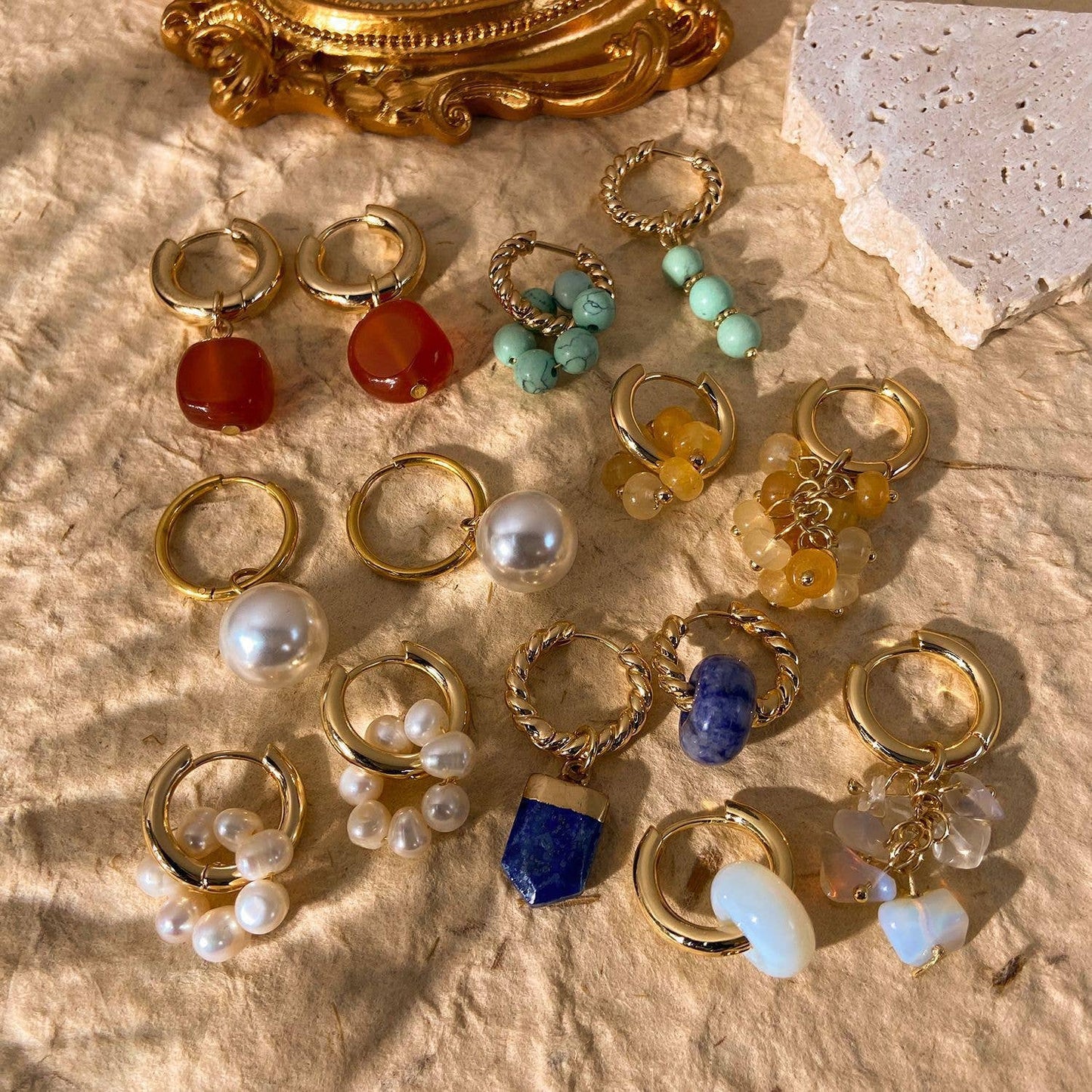 Trendy pearl element earrings