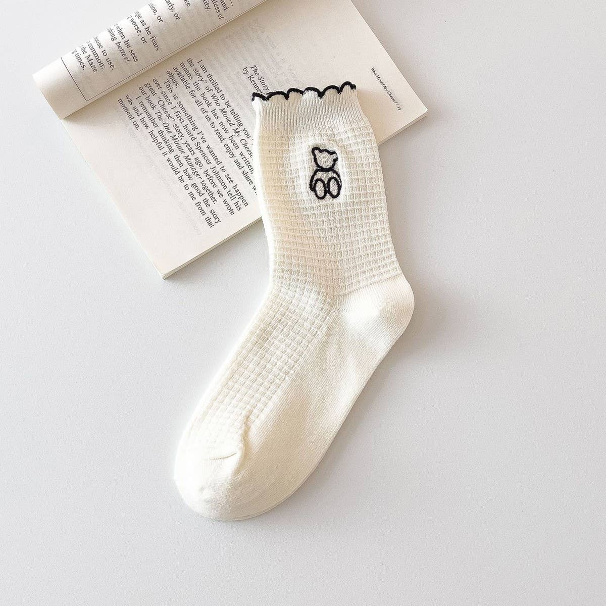 WARM COFFEE EMBROIDERED BEAR WOMEN'S SOCKS