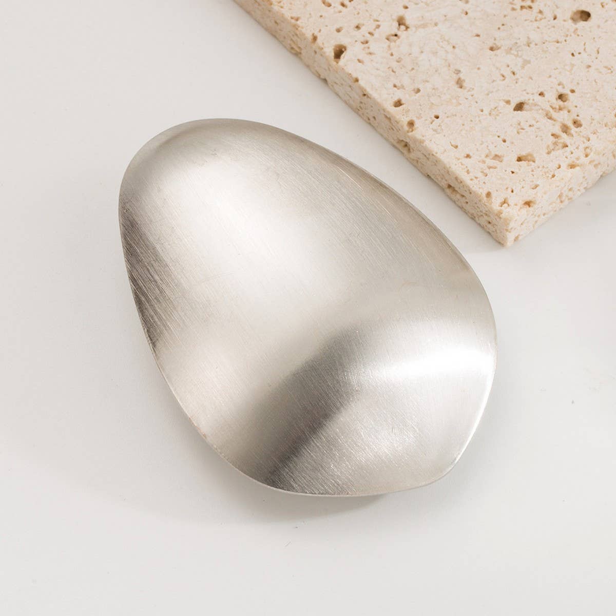 Minimalist Metal Oval Geometric Spring Hair Clip