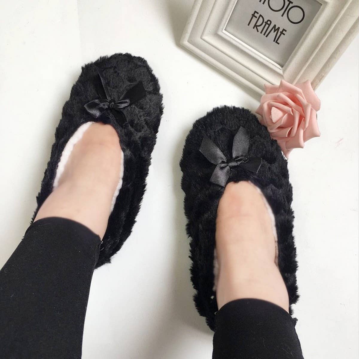 THICKENED AND VELVET ADULT FLOOR SOCK SLIPPERS