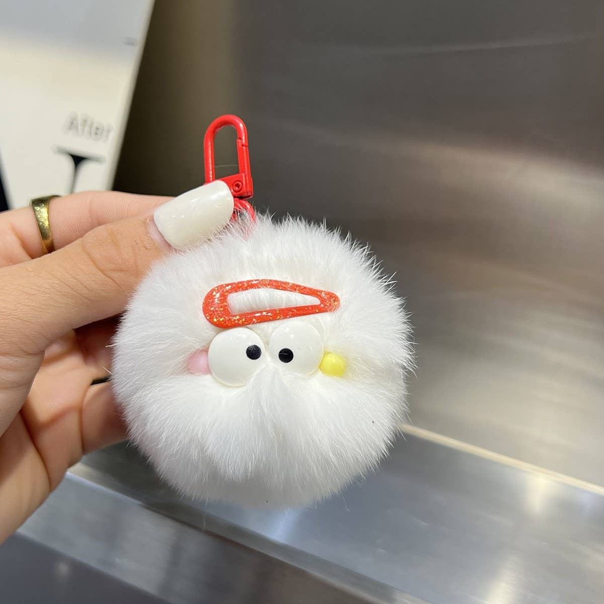 CUTE HAIRPIN SMALL FUR BALL KEYCHAIN PENDANT