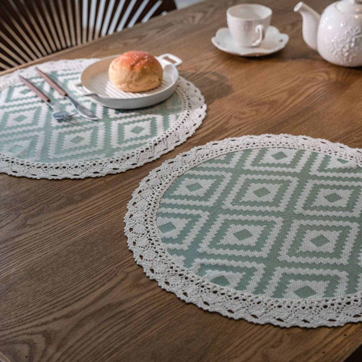 GEOMETRIC TASSEL VERSATILE TABLE RUNNER