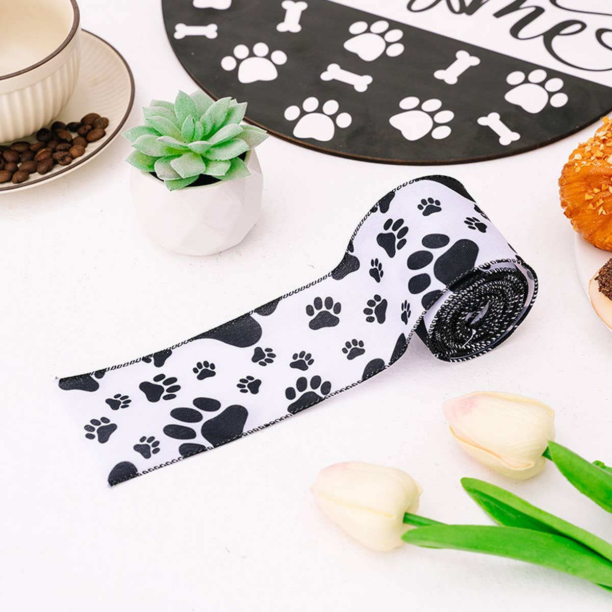 CWMM10211_DOG PAW PRINT RIBBON 5 YARDS BONE PET DIY BOWS