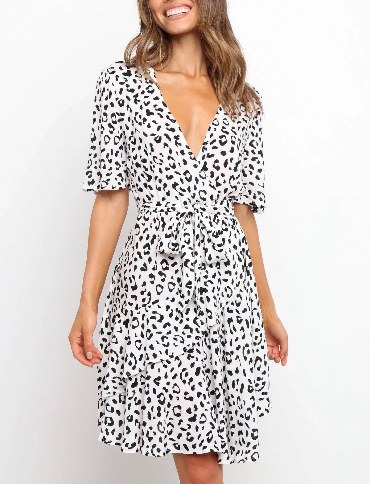 LEOPARD PRINT BELTED V-NECK DRESS